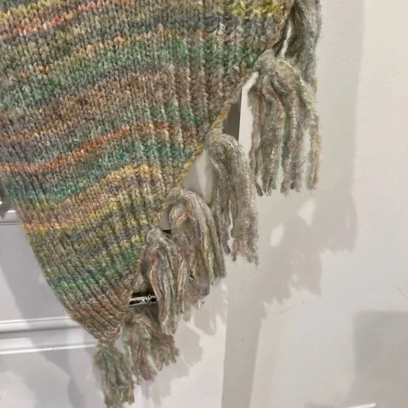 LoveShackFancy Fresca Autumn Winter Shawl - Picture 4 of 8